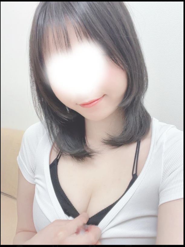 及川れな