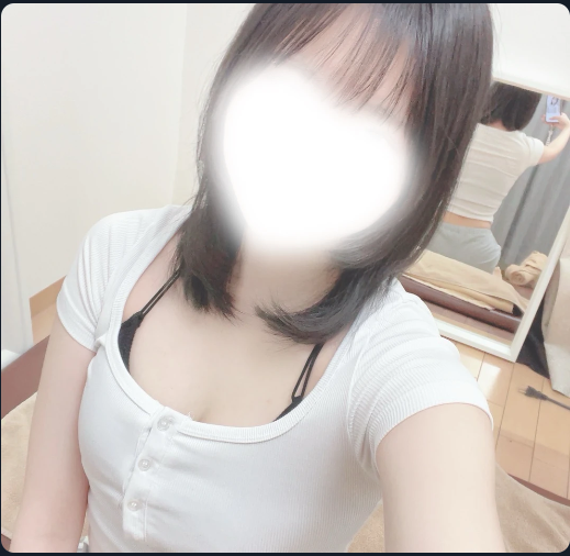 及川れな