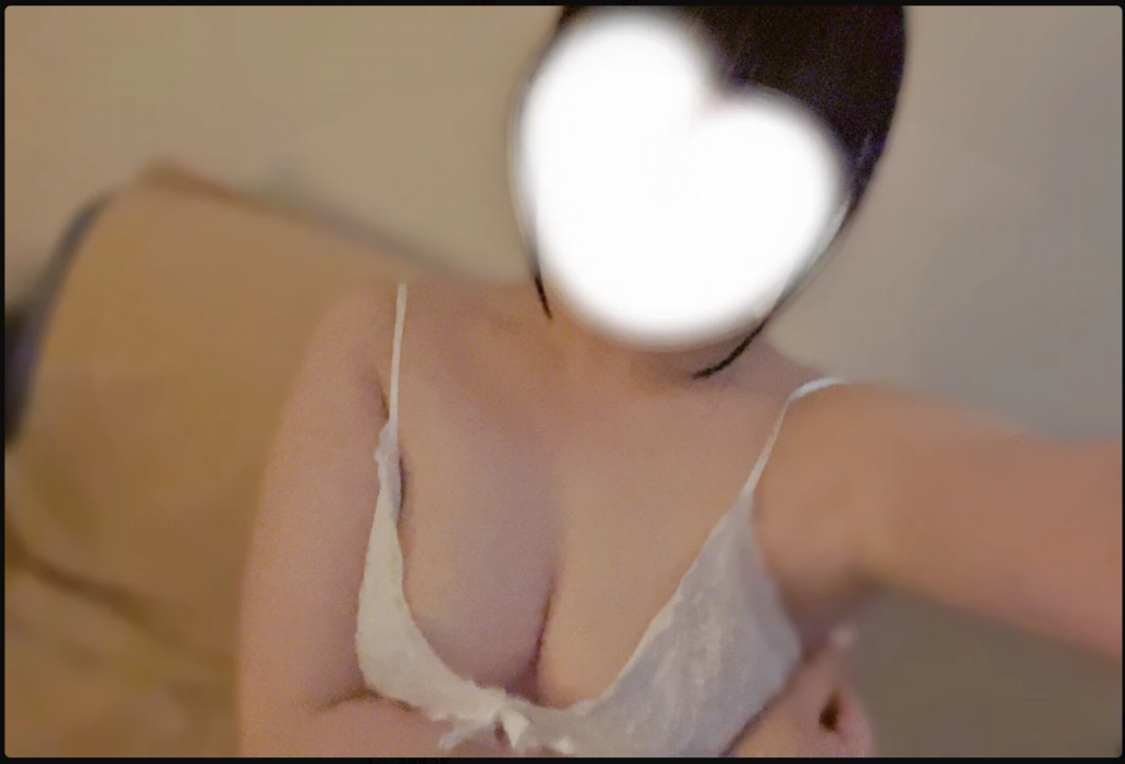 塩見にこ