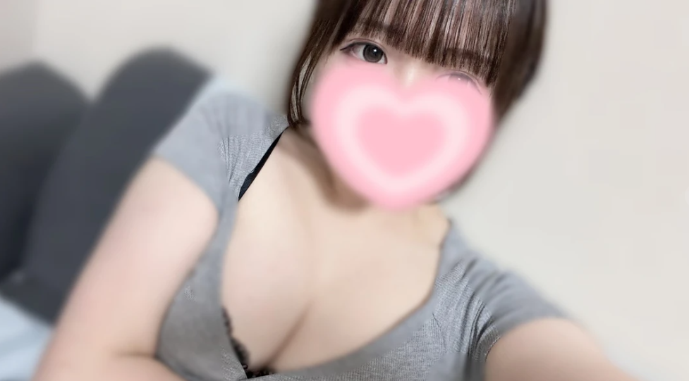 塩見にこ