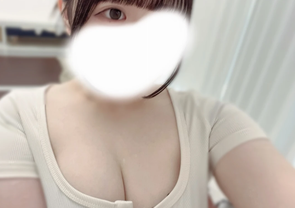 塩見にこ