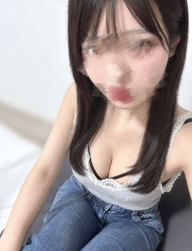 日比なぎさ