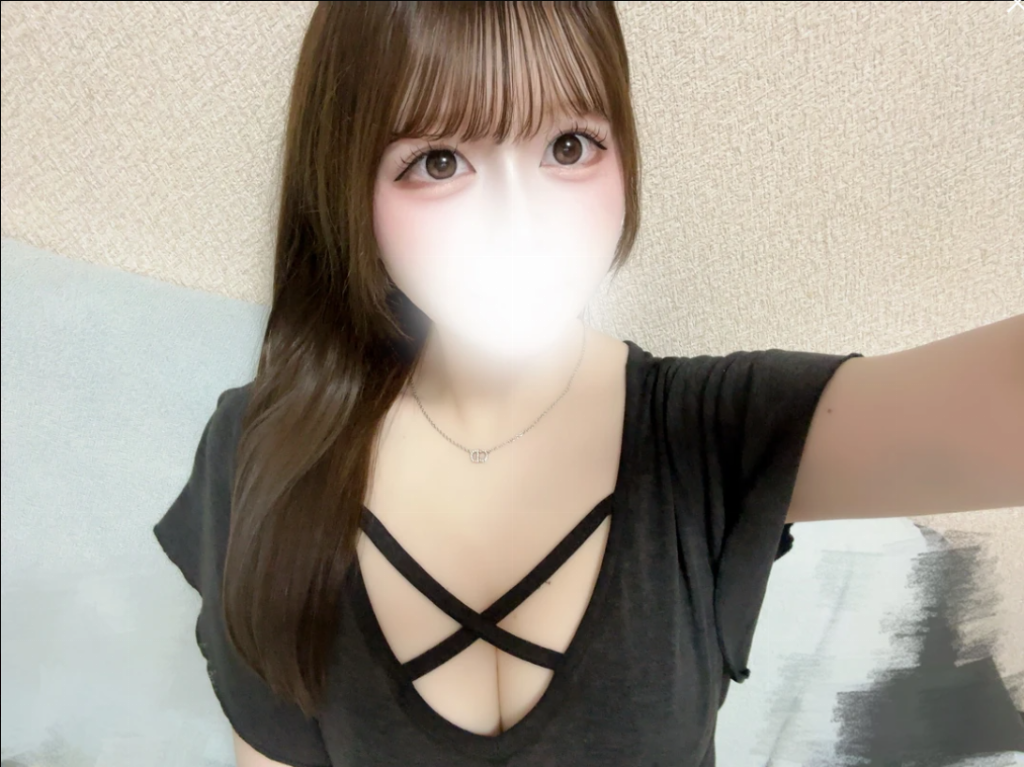 中嶋ゆいな