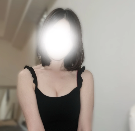 皐月すみれ
