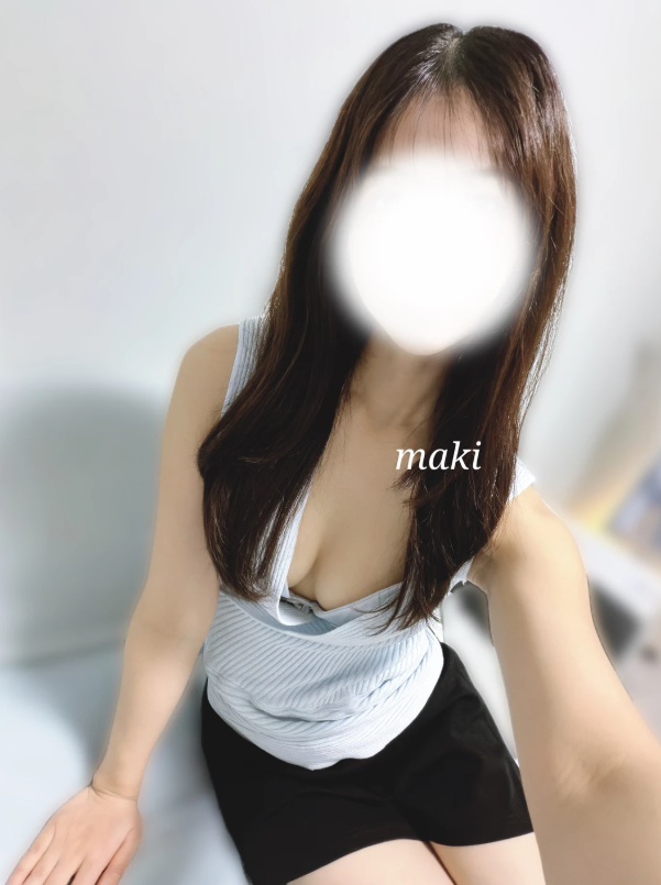 東条まき