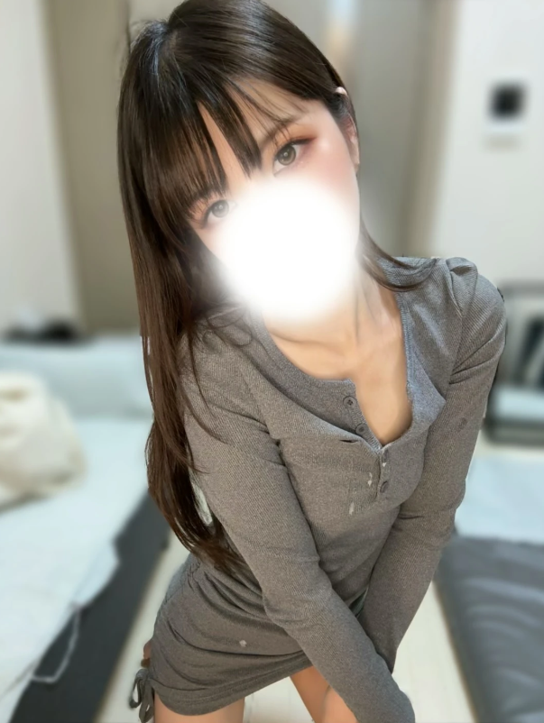 夏希ひかる