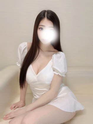 美咲えれな