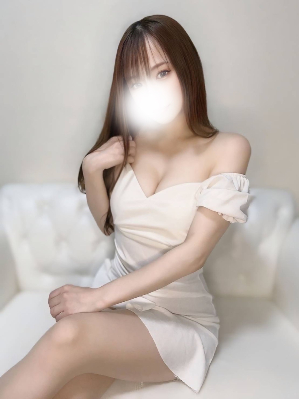 湊あみ